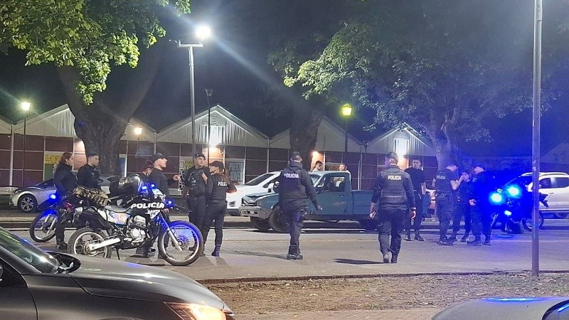 La zona tenía un fuerte operativo policial tras el siniestro.