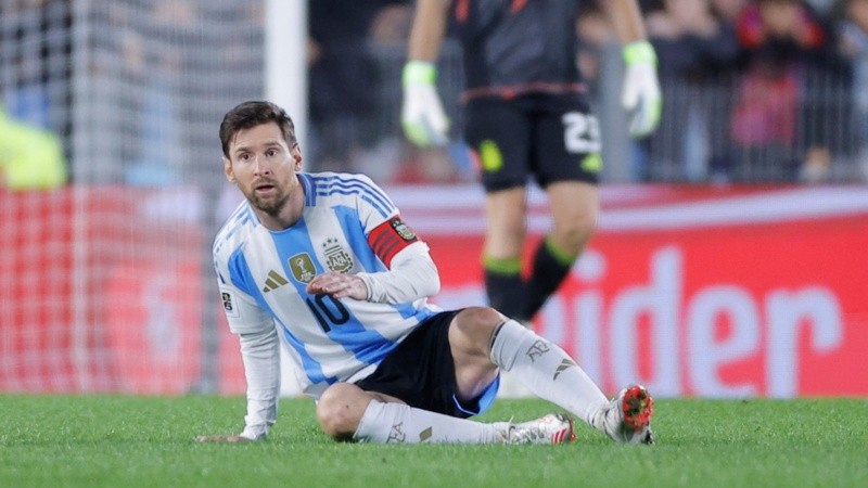 Leo Messi fue reemplazado con Argentina en desventaja, algo que jamás había sucedido