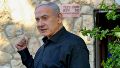 El primer ministro israelí visitó la localidad de Bat Yam, en la periferia de Tel Aviv, donde anoche impactó un misil contra un edificio, matando al menos a seis personas