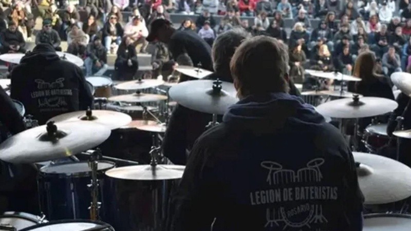 La legión de bateristas celebra su décimo encuentro.